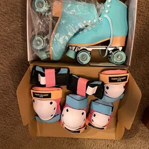 Triple Eight Aqua Roller Skates with Protective Gear